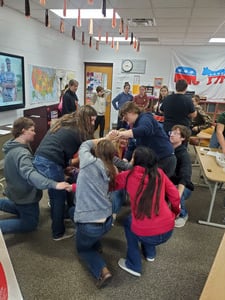 Human Knot Game